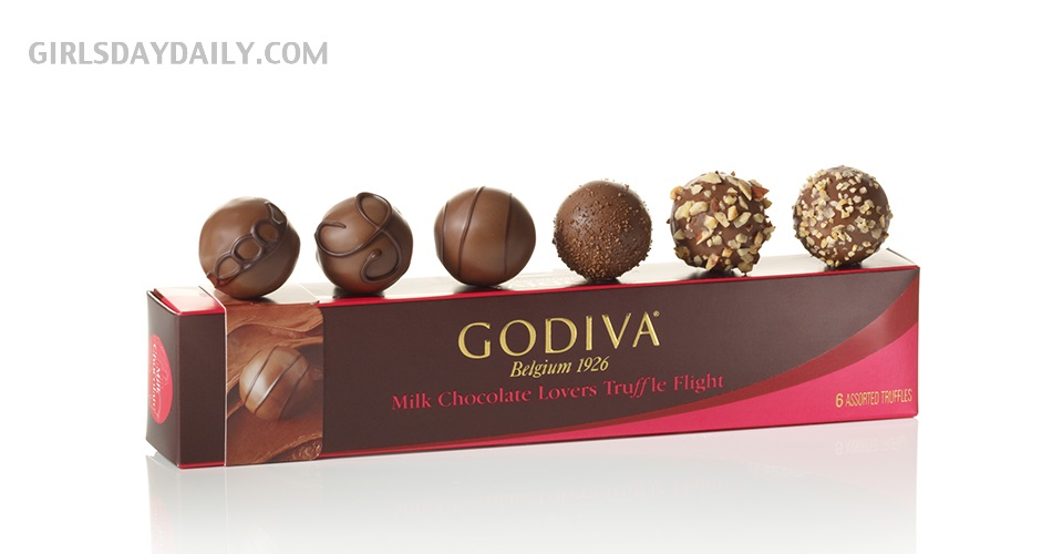03Detail_MilkChocolate_Header_Rotation3