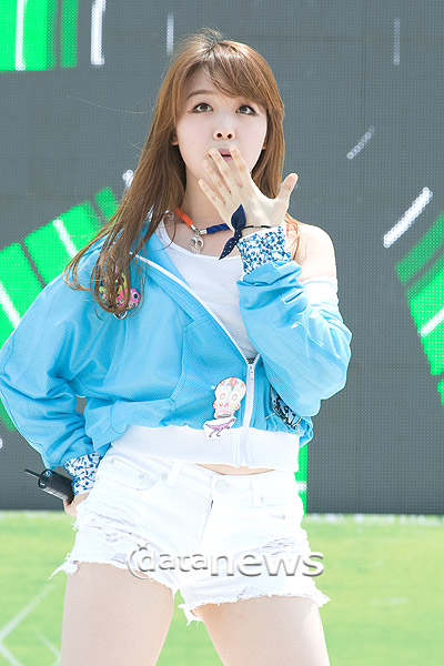 Girls Day Minah