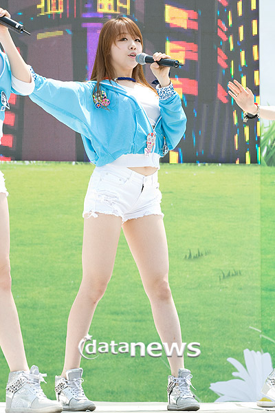 Girls Day Minah
